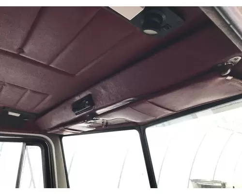 Peterbilt 377 Body, Misc. Parts