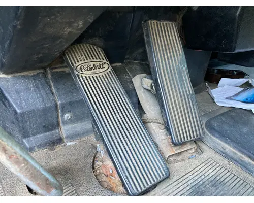 Body Parts, Misc. Peterbilt 377 Vander Haags Inc Kc