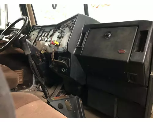 Peterbilt 377 Dash Assembly