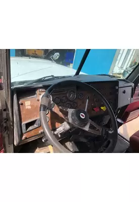 Peterbilt 377 Dash Assembly