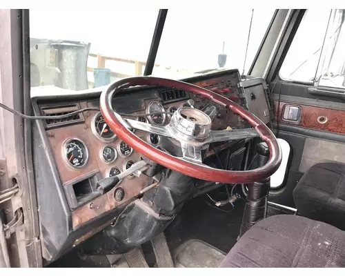 Peterbilt 377 Dash Assembly