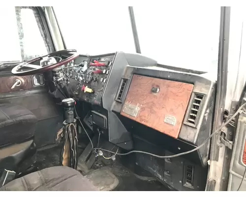 Peterbilt 377 Dash Assembly