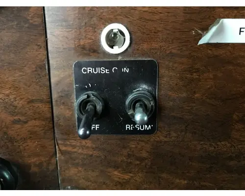 Peterbilt 377 Dash Assembly