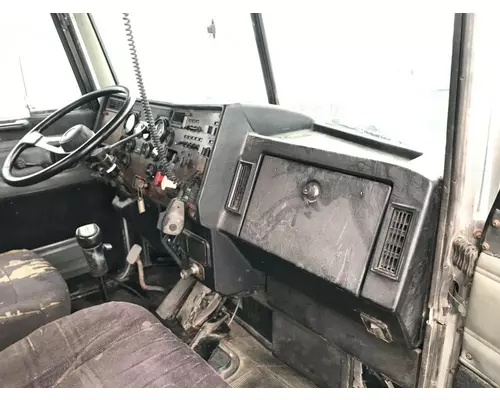 Peterbilt 377 Dash Assembly