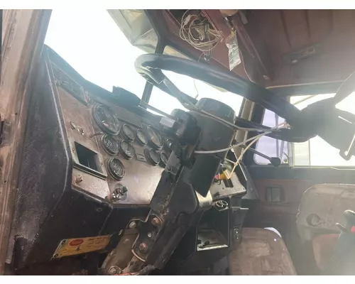 Peterbilt 377 Dash Assembly