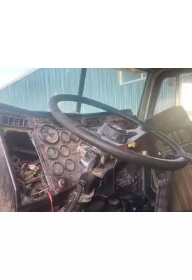 Peterbilt 377 Dash Assembly