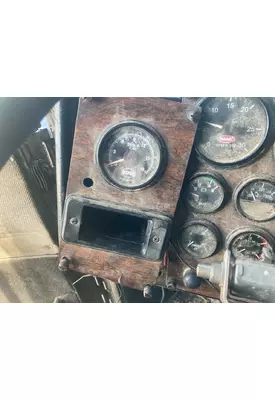 Peterbilt 377 Dash Assembly