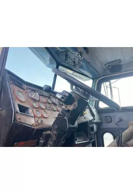 Peterbilt 377 Dash Assembly