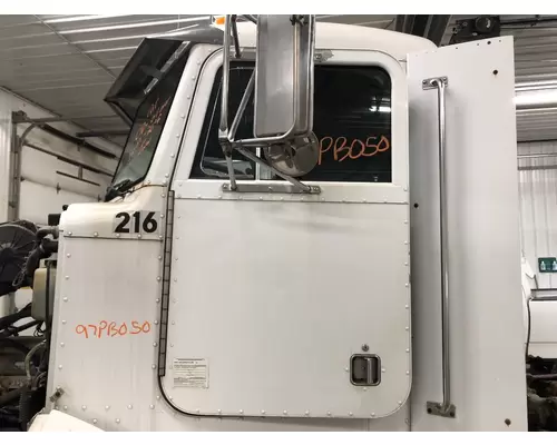 Peterbilt 377 Door Assembly, Front