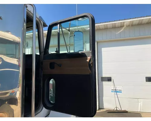 Peterbilt 377 Door Assembly, Front