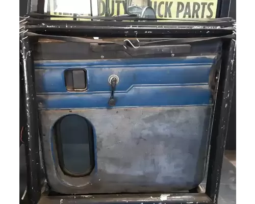 Peterbilt 377 Door Assembly, Front