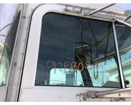 Peterbilt 377 Door Glass, Front