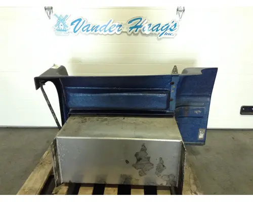 Peterbilt 377 Fairing (Side)