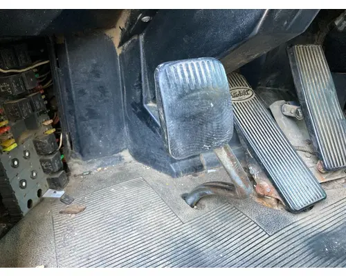 Peterbilt 377 Foot Control Pedal (all floor pedals)