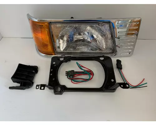 Peterbilt 377 Headlamp Assembly