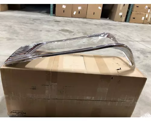 Peterbilt 377 Headlamp Assembly