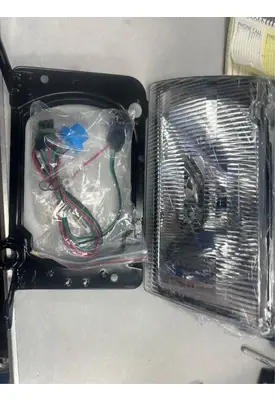 Peterbilt 377 Headlamp Assembly
