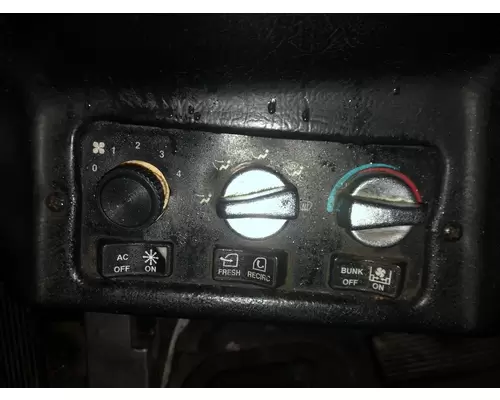 Peterbilt 377 Heater & AC Temperature Control