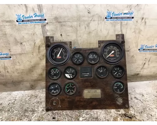 Peterbilt 377 Instrument Cluster