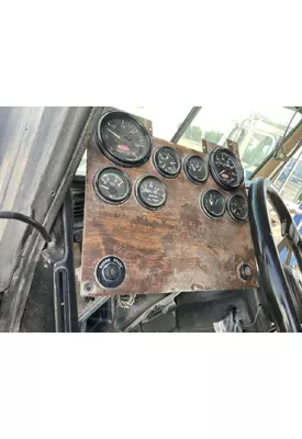 Peterbilt 377 Instrument Cluster