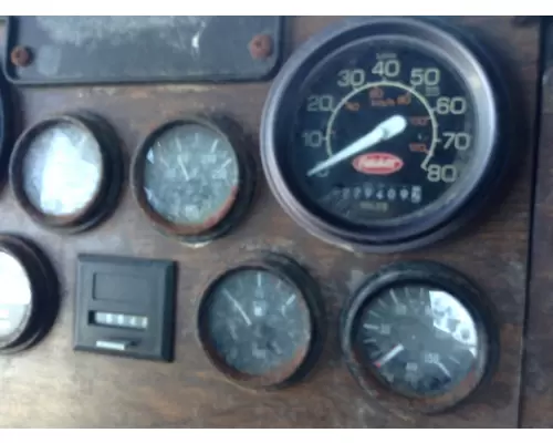 Peterbilt 377 Instrument Cluster