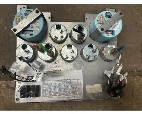 Peterbilt 377 Instrument Cluster