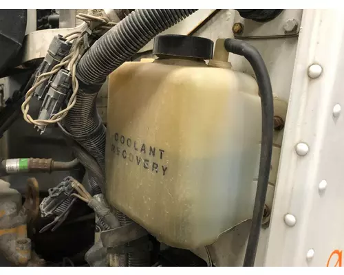 Peterbilt 377 Radiator Overflow Bottle  Surge Tank