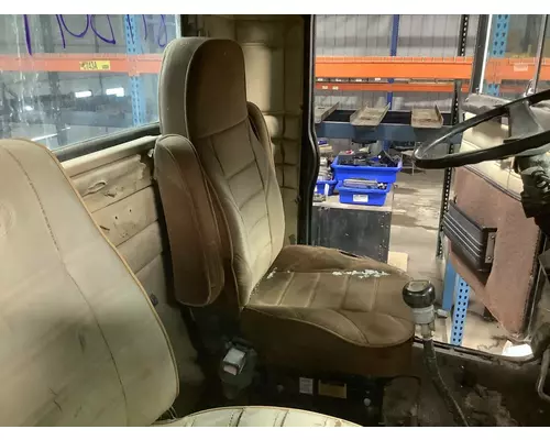 Peterbilt 377 Seat (non-Suspension)