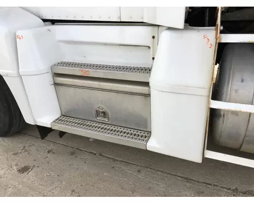 Peterbilt 377 Skirt