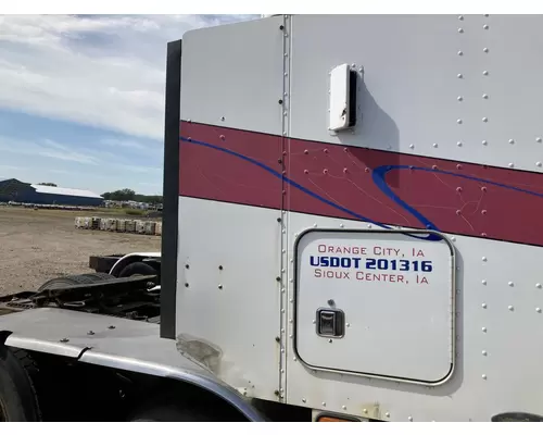 Peterbilt 377 Sleeper Fairing