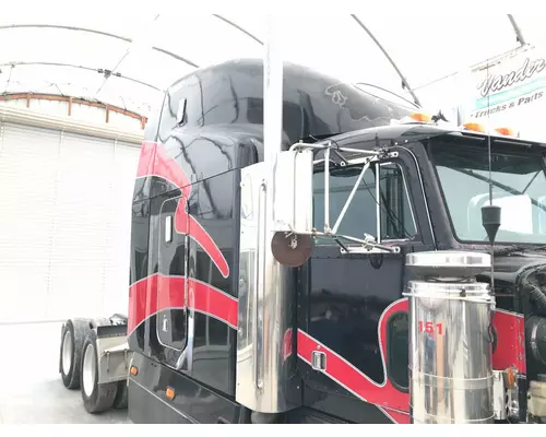 Peterbilt 377 Sleeper