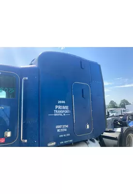 Peterbilt 377 Sleeper