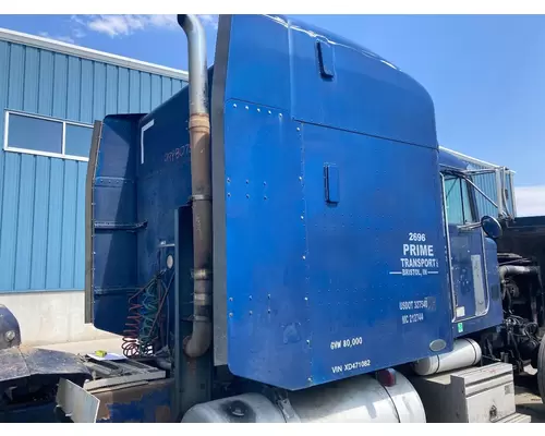 Peterbilt 377 Sleeper