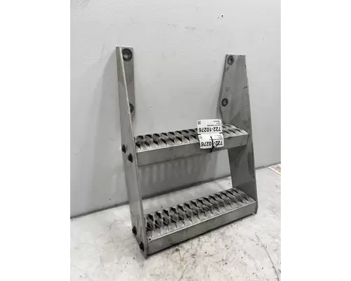Step PETERBILT 377 Frontier Truck Parts