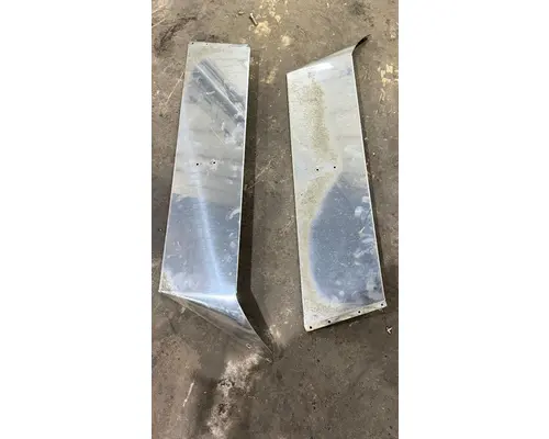 Sun Visor (External) PETERBILT 377 Truck Salvage International Inc