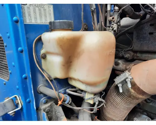 Windshield Washer Reservoir PETERBILT 377 LKQ Heavy Truck Maryland