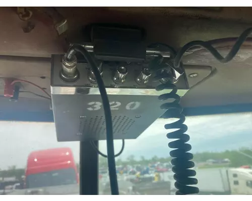 Radio Peterbilt 378 Vander Haags Inc Kc