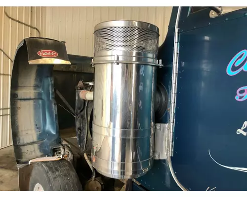 Peterbilt 378 Air Cleaner