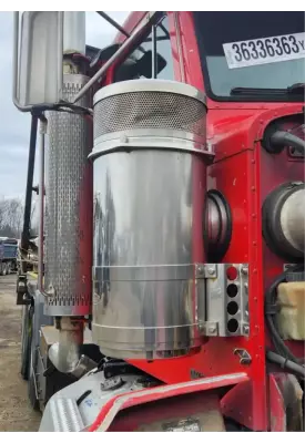 Peterbilt 378 Air Cleaner