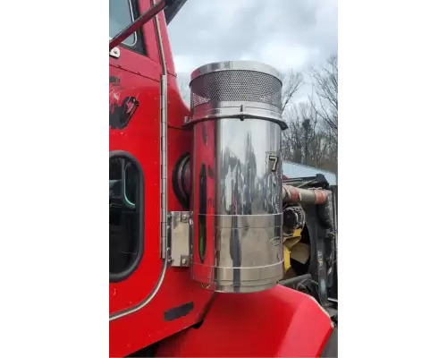 Peterbilt 378 Air Cleaner