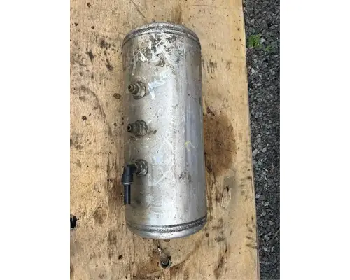 Peterbilt 378 Air Tank