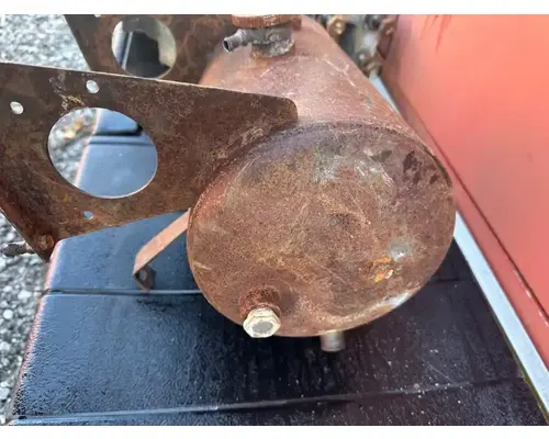 Peterbilt 378 Air Tank