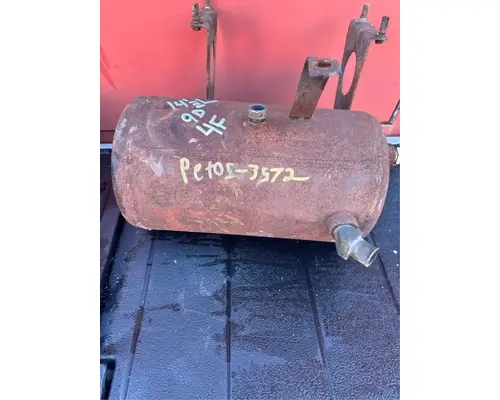 Peterbilt 378 Air Tank