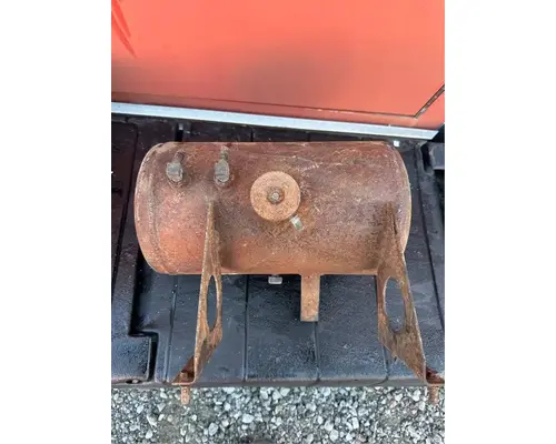 Peterbilt 378 Air Tank