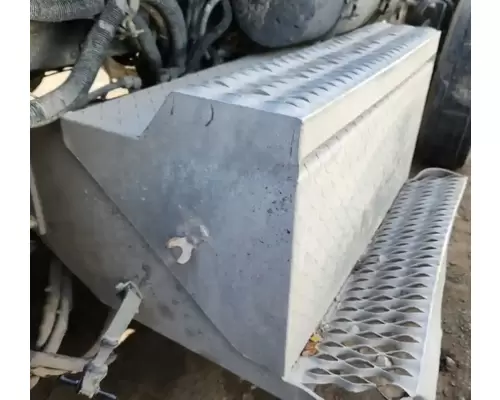 Battery Box Peterbilt 378 Complete Recycling Group LLC