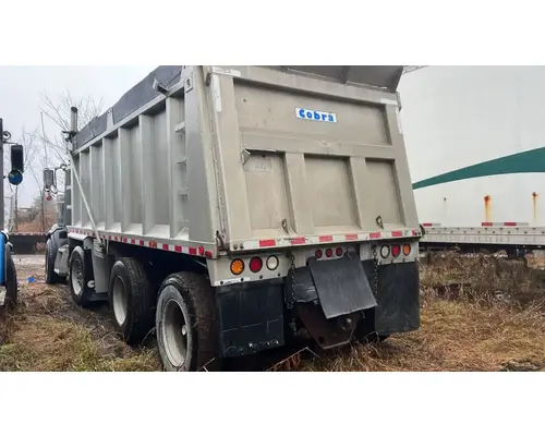 Body / Bed Peterbilt 378 Dixie Truck Centre