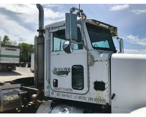 Peterbilt 378 Cab Assembly