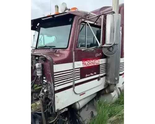 Peterbilt 378 Cab