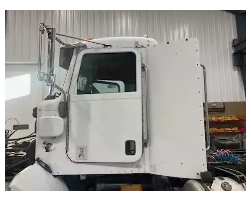 Peterbilt 378 Cab