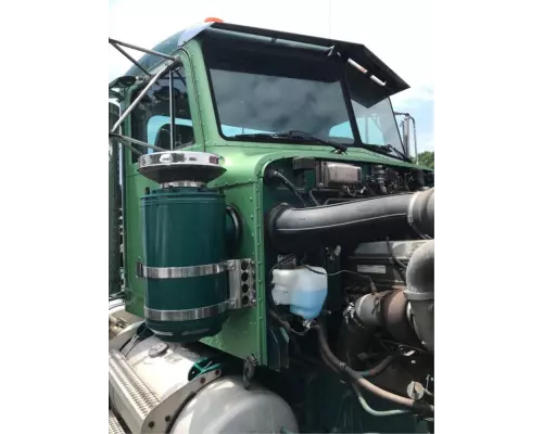 Peterbilt 378 Cab